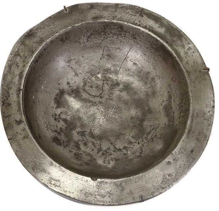 Spanish Armada (1588)  Small pewter plate, ex-"Tobermory Galleon"